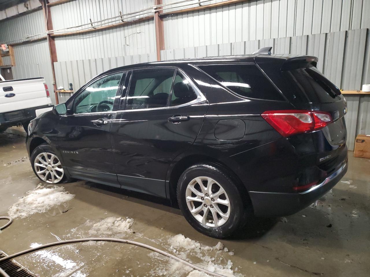 2019 Chevrolet Equinox - Image 2