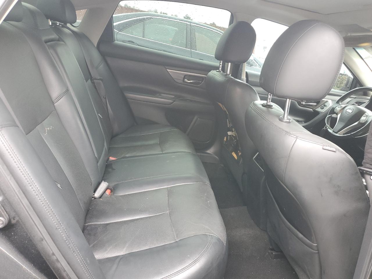 2015 Nissan Altima - Image 10
