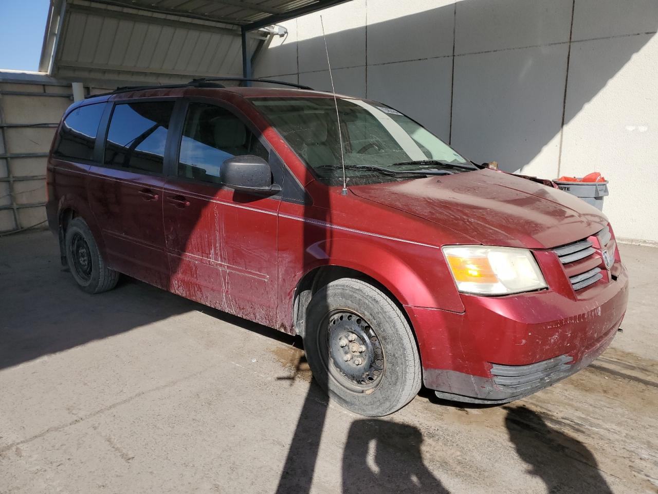 2010 Dodge Caravan - Image 4