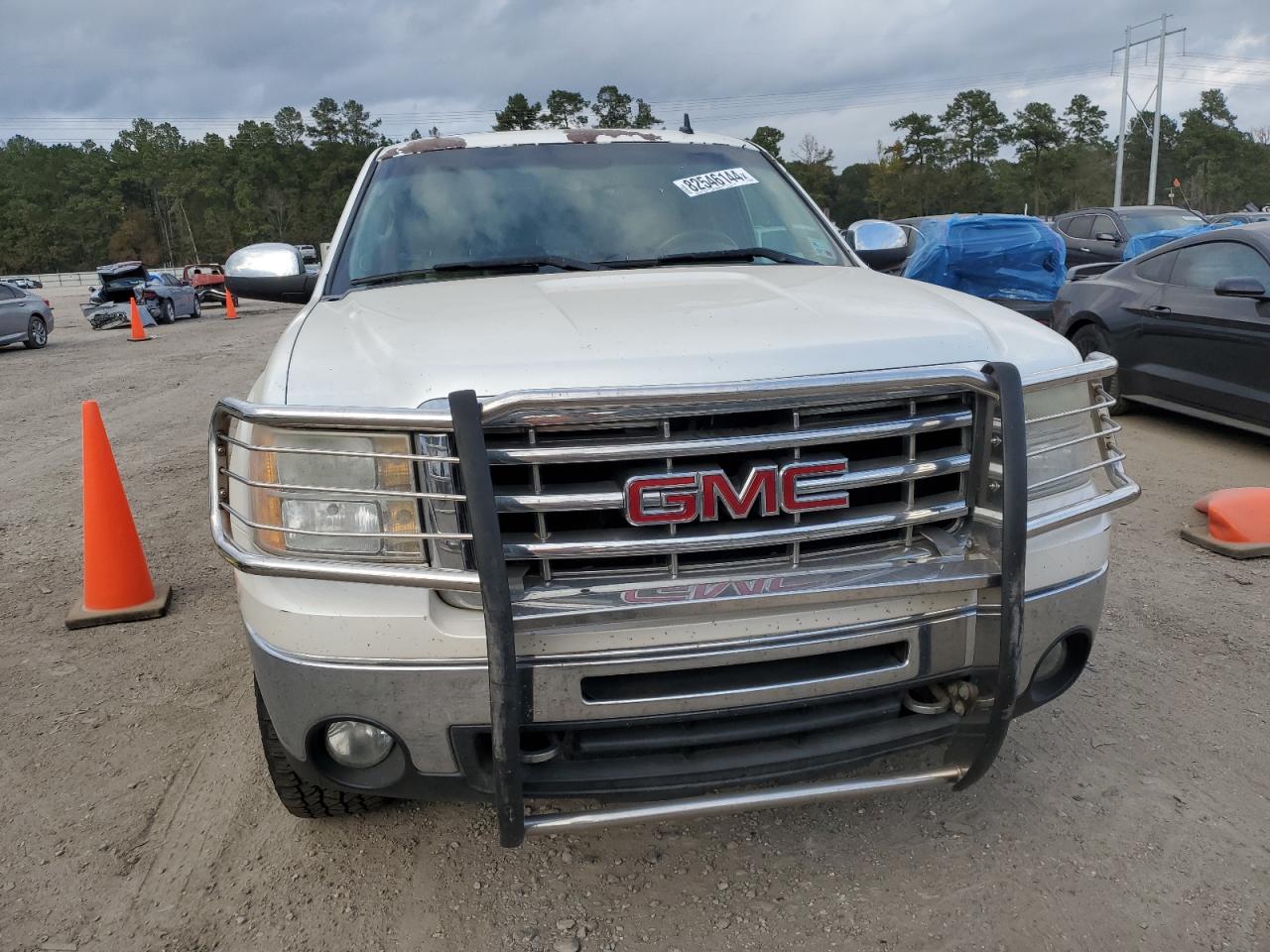 2011 GMC Sierra - Image 5