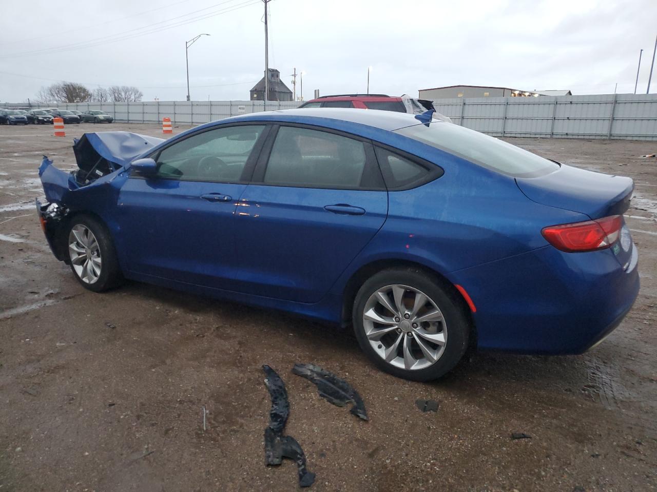 2015 Chrysler 200 - Image 2