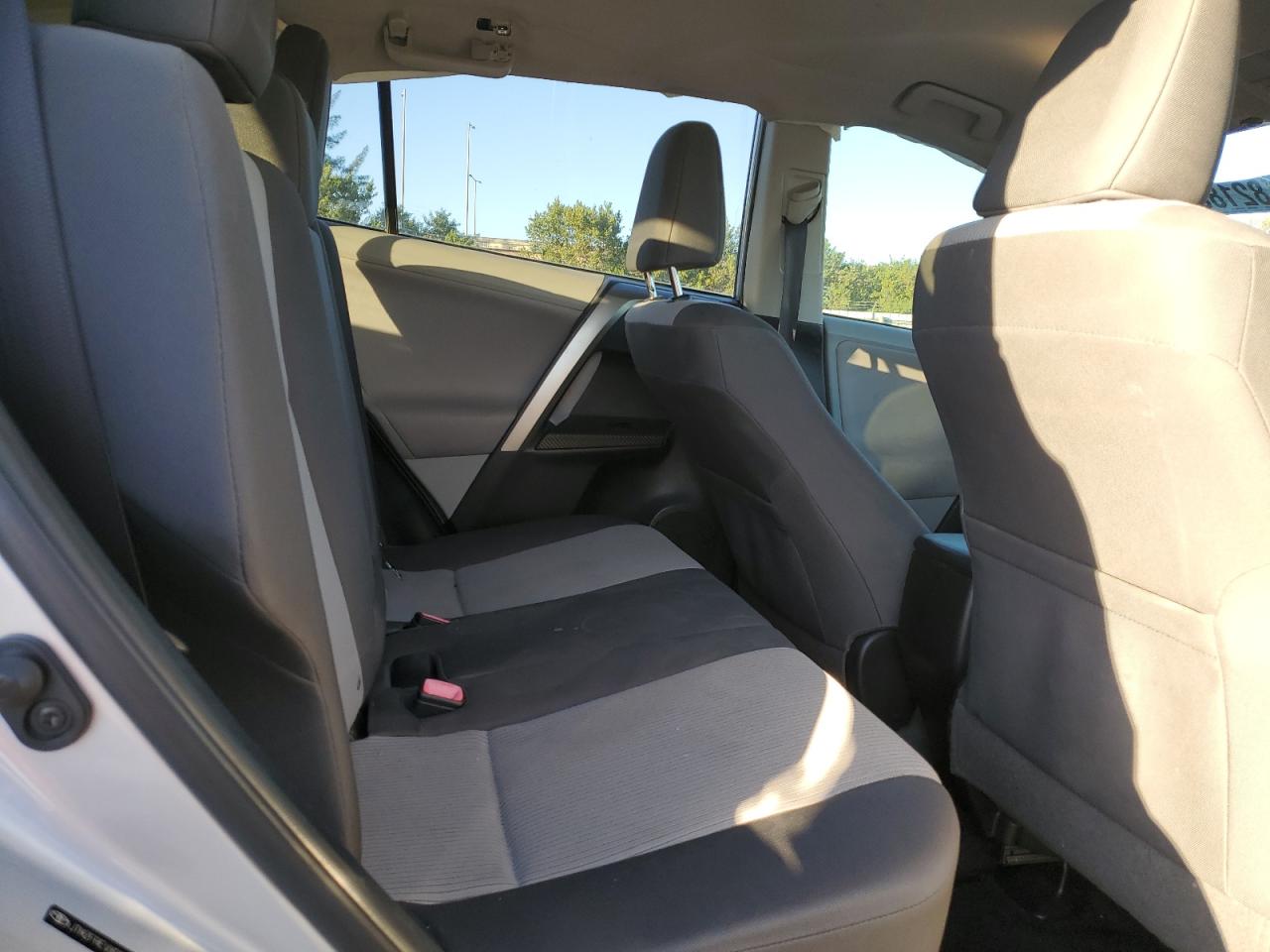 2013 Toyota RAV 4 - Image 11