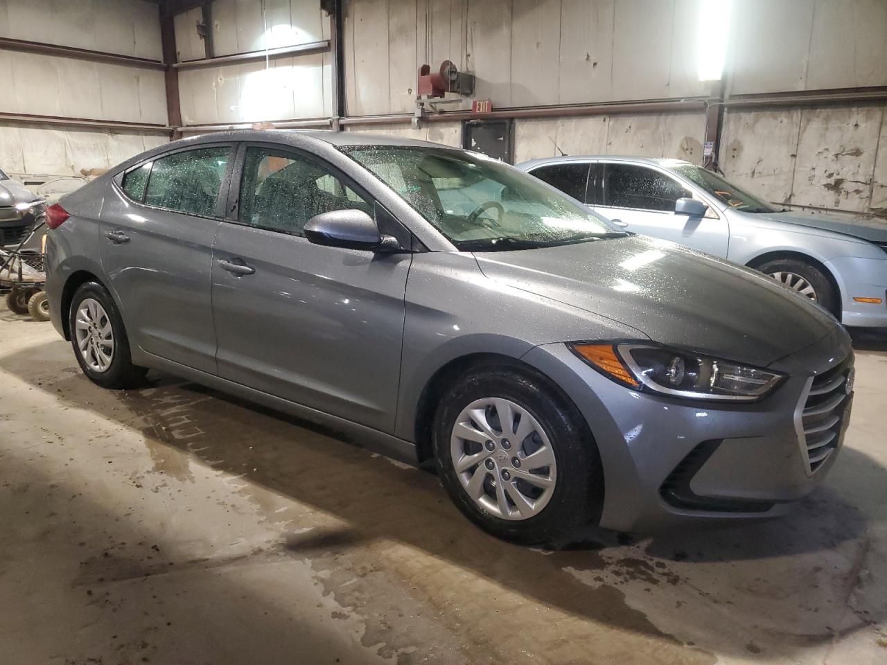 2018 Hyundai Elantra - Image 4