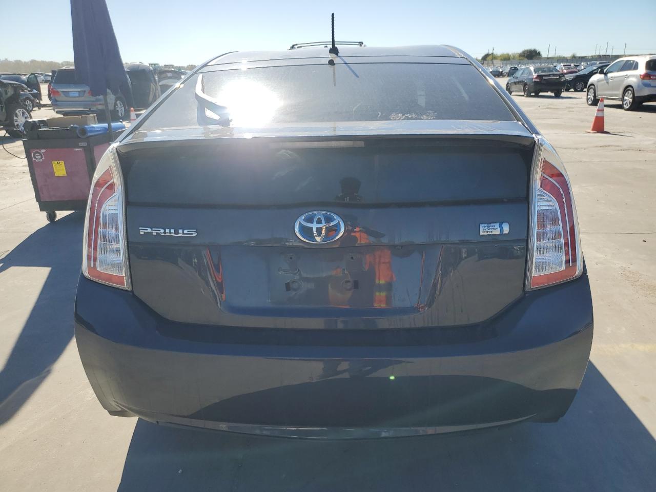2014 Toyota Prius - Image 6