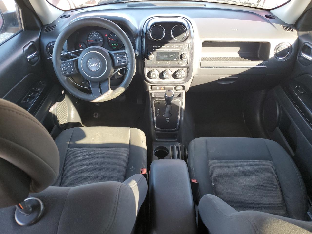 2012 Jeep Liberty (Patriot) - Image 8