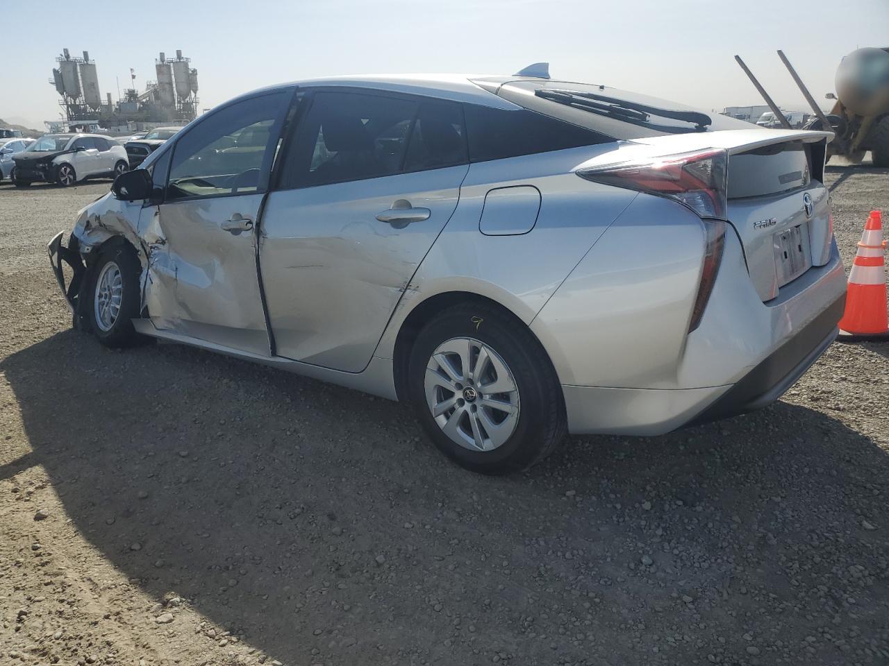 VIN JTDKARFU8H3035979 2017 TOYOTA PRIUS no.2