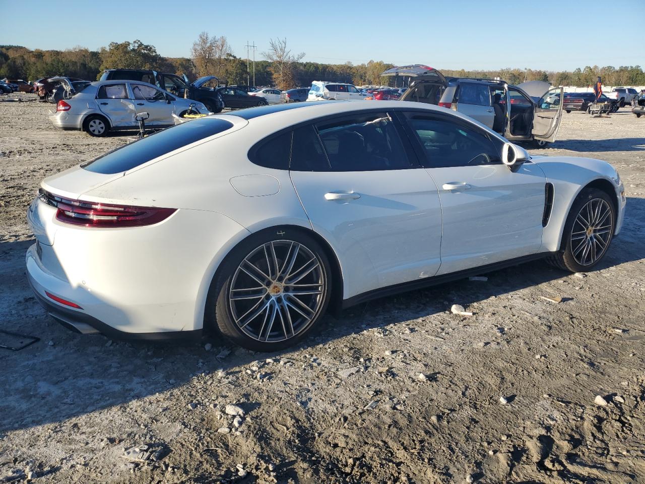 2019 Porsche Panamera - Image 3