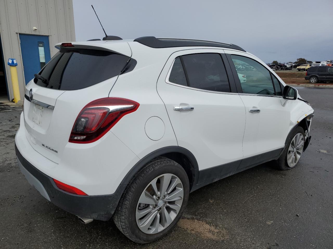 VIN KL4CJASB3LB007753 2020 BUICK ENCORE no.3