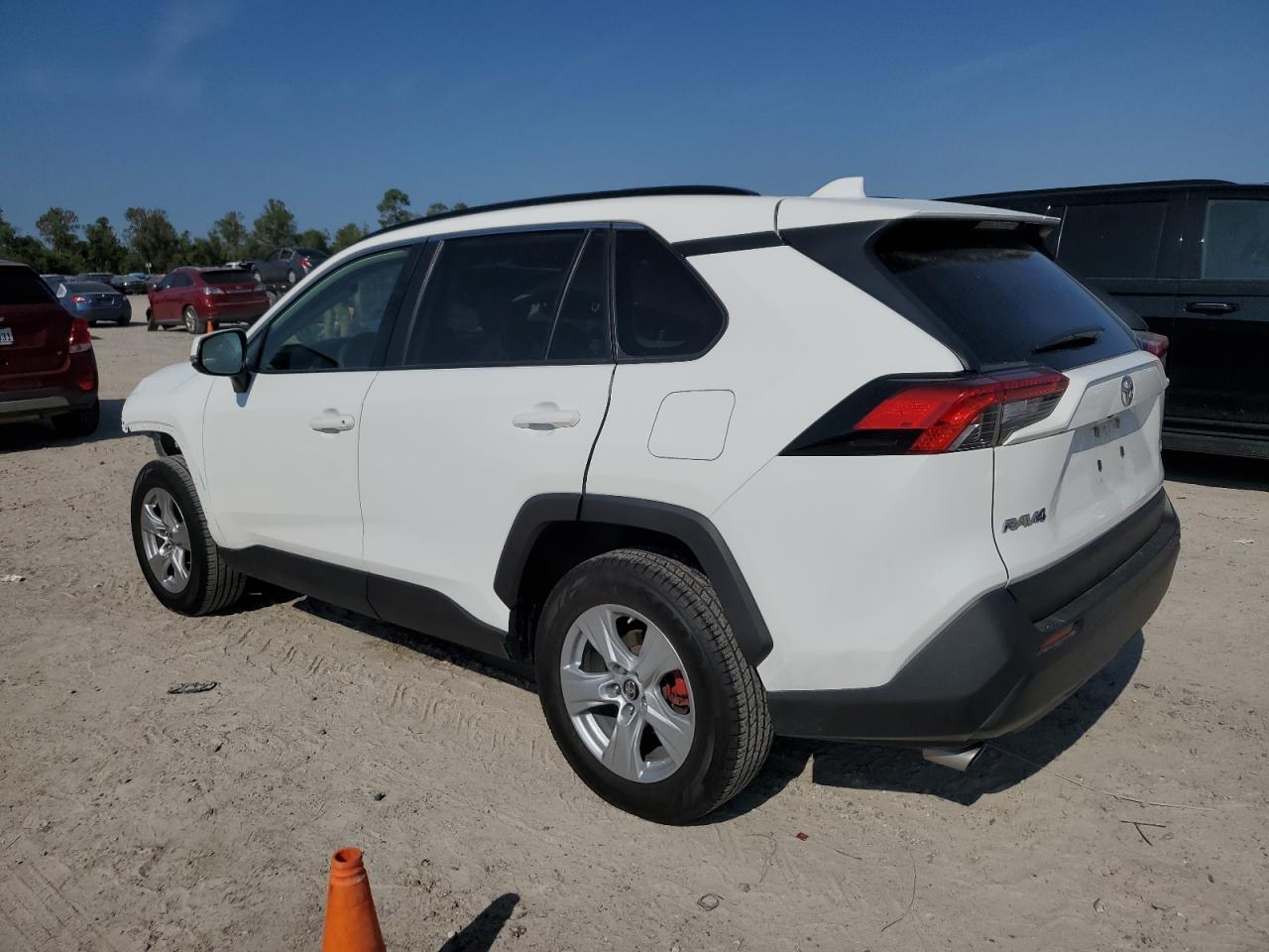2019 Toyota RAV 4 - Image 2