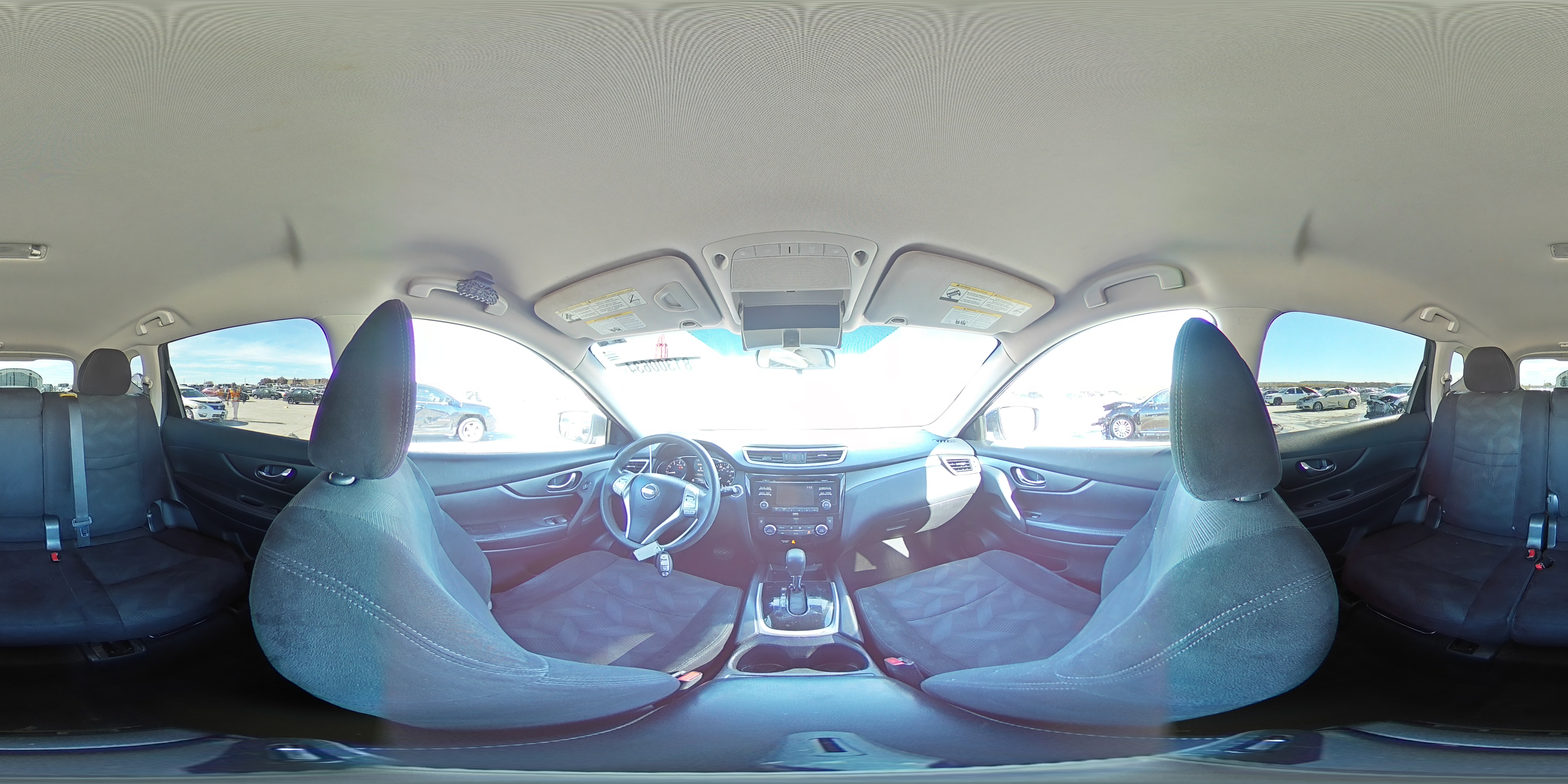 2015 Nissan Rogue - Image 16