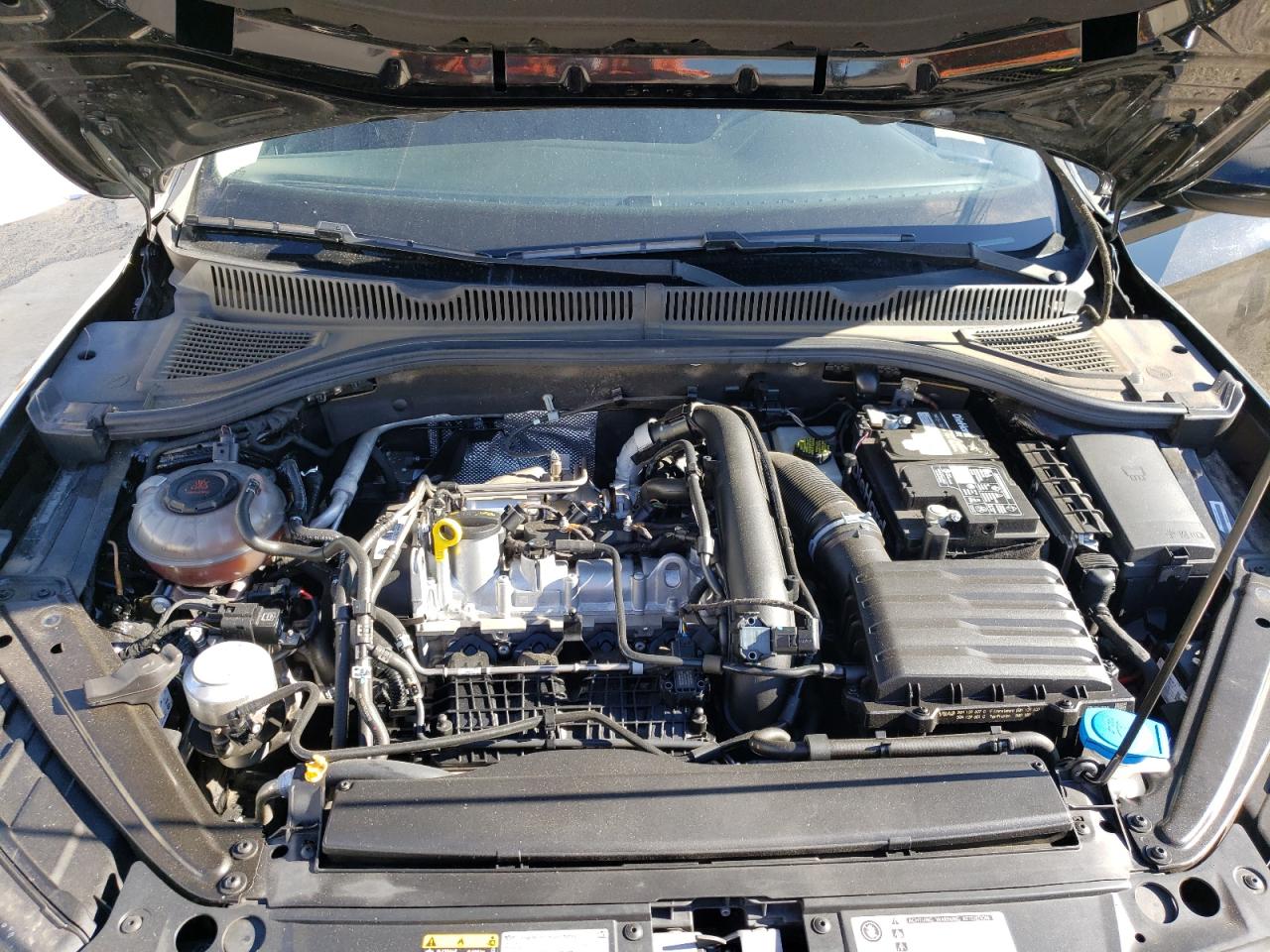 2019 Volkswagen Jetta - Image 11