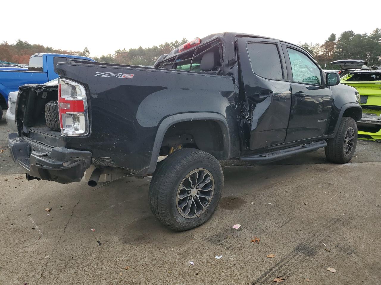 2017 Chevrolet Colorado - Image 3