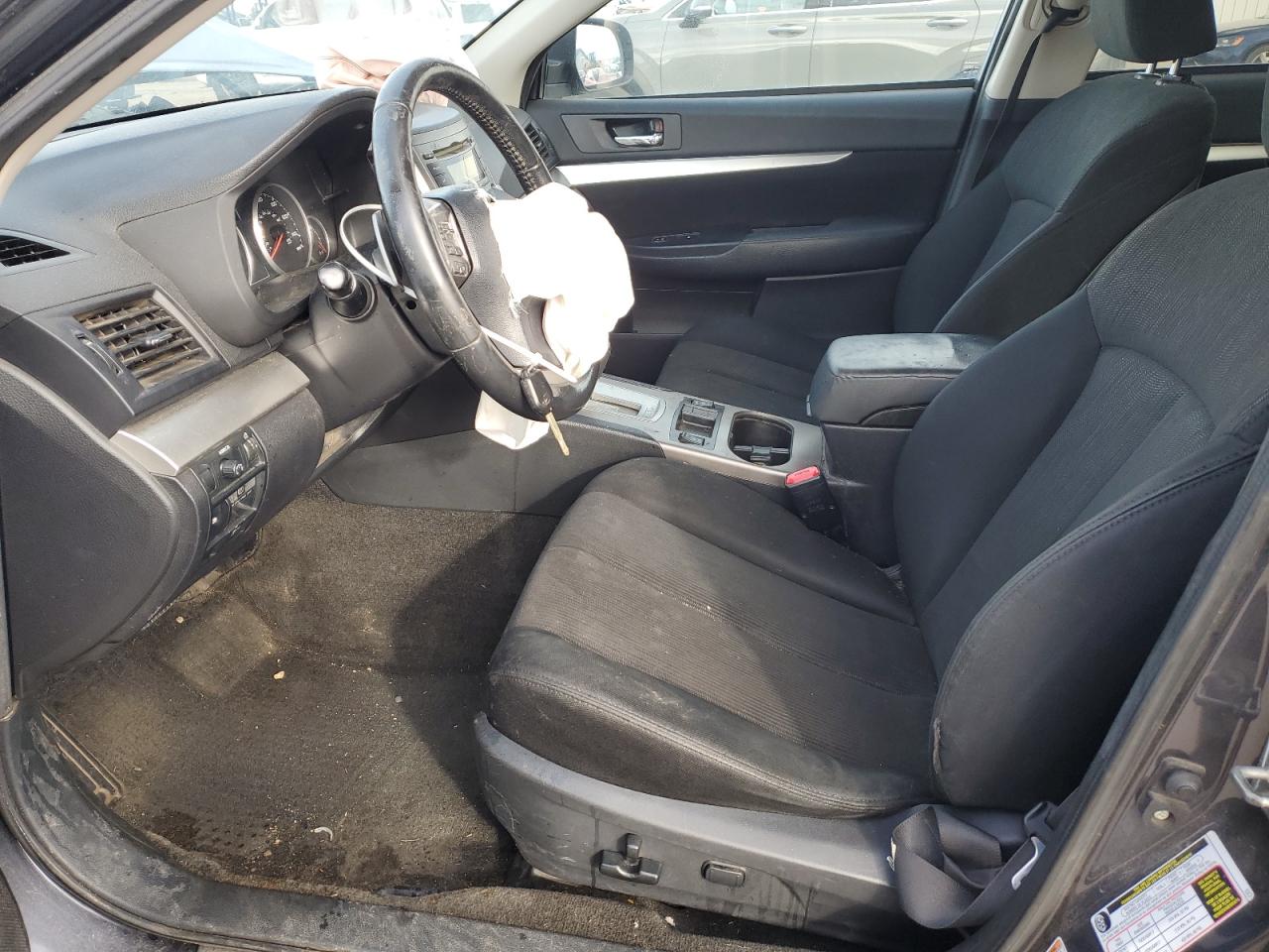 2013 Subaru Outback - Image 7