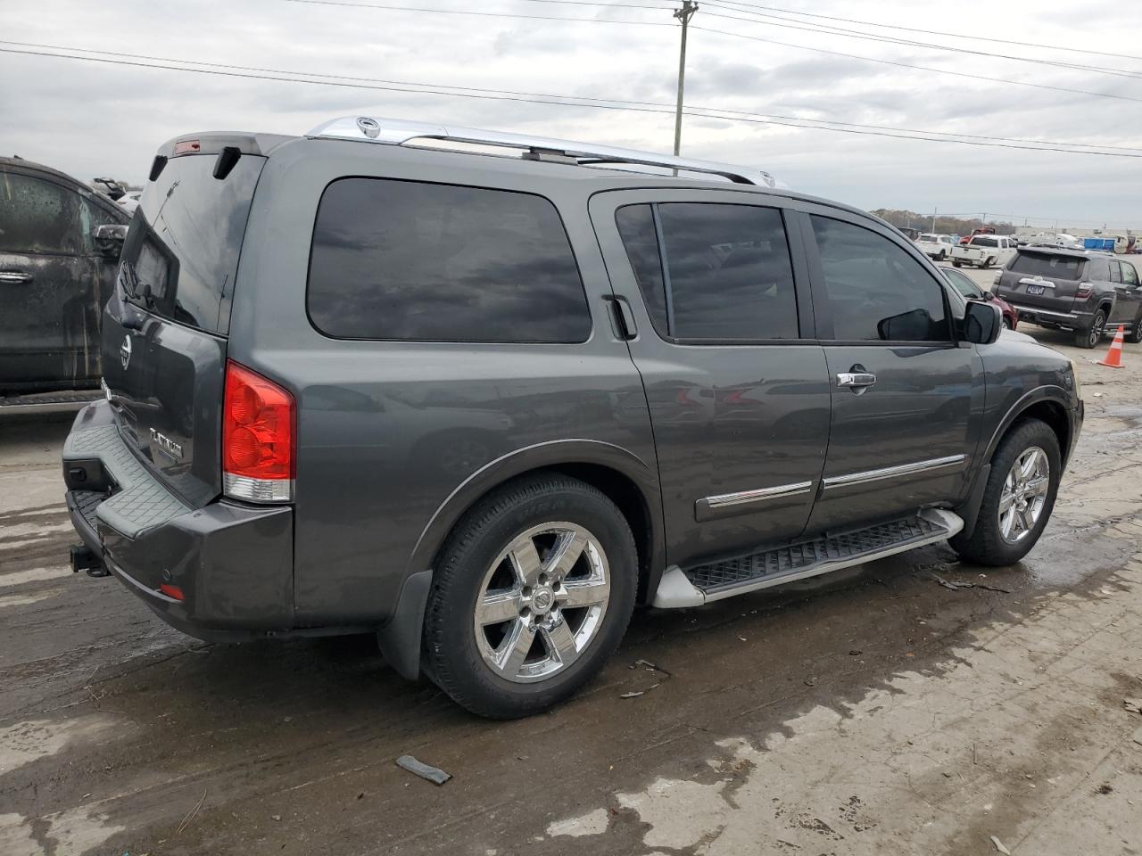 2010 Nissan Armada - Image 3