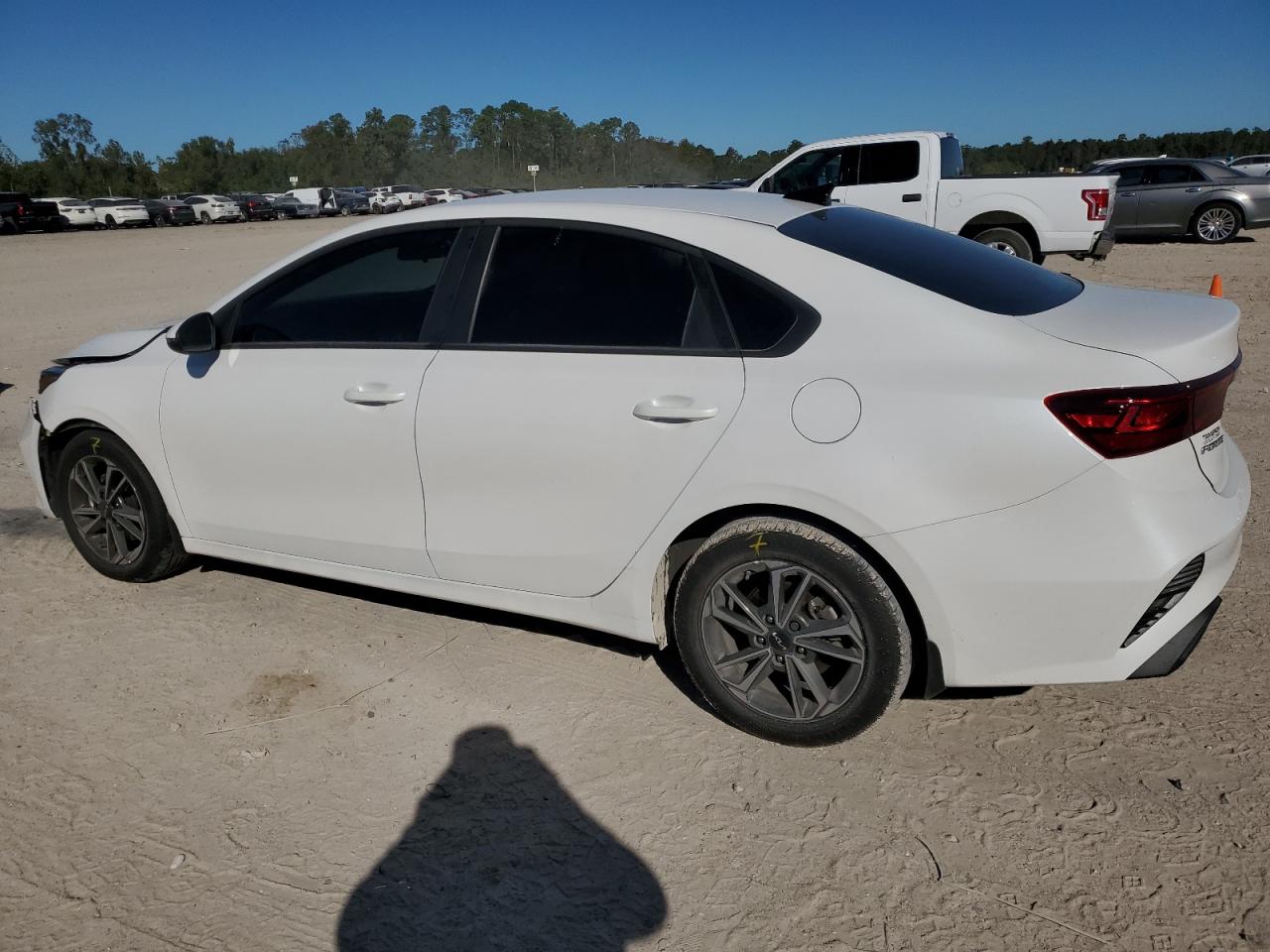 2024 Kia Forte - Image 2