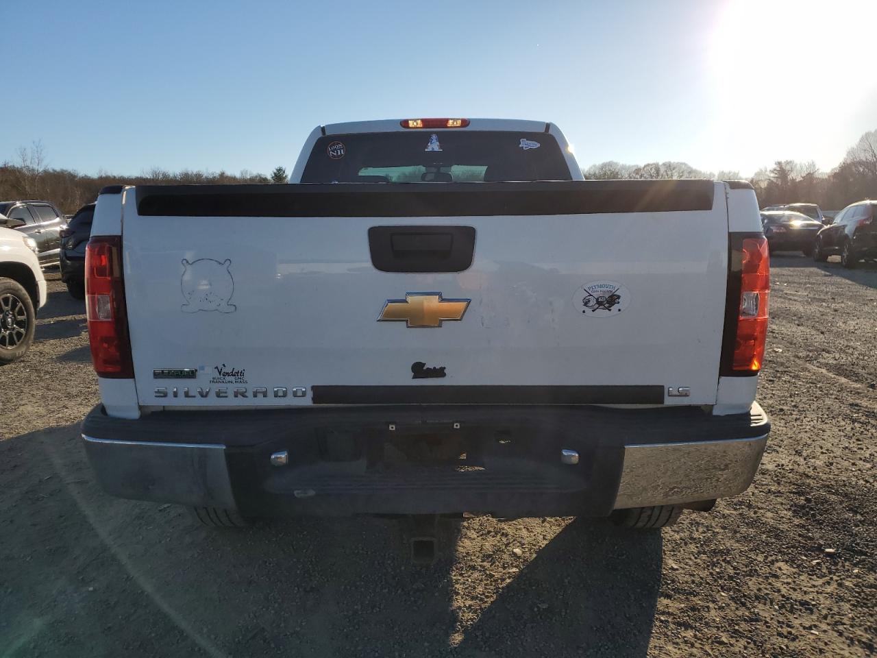 2011 Chevrolet Silverado - Image 6