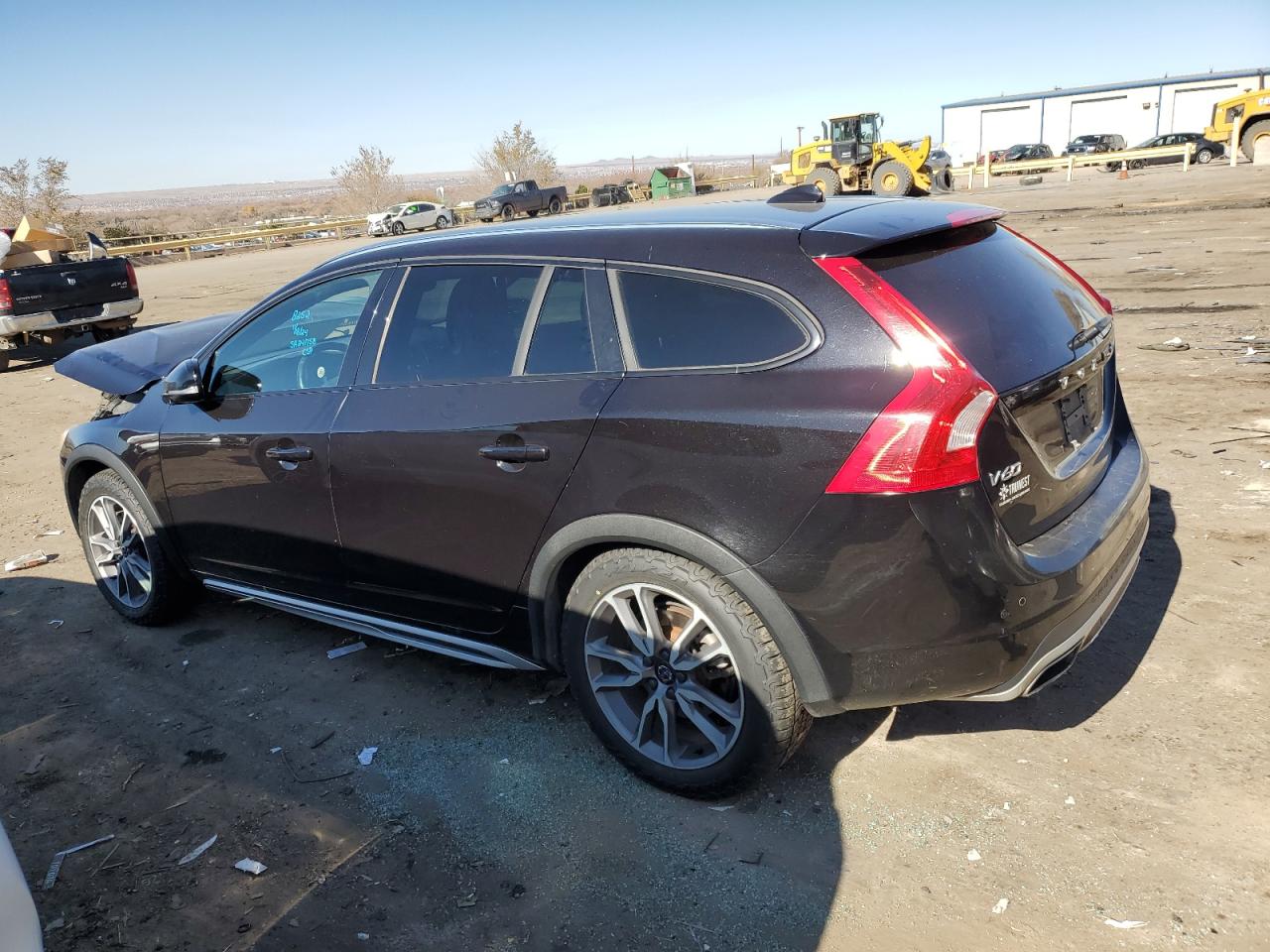 2018 Volvo V60 - Image 2