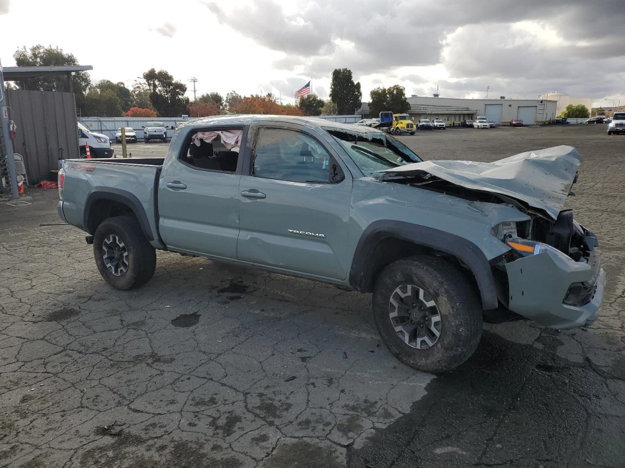 VIN 3TMCZ5AN8PM548667 2023 TOYOTA TACOMA no.4