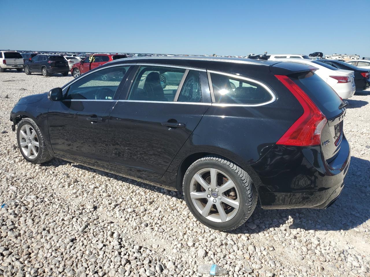 2017 Volvo V60 - Image 2