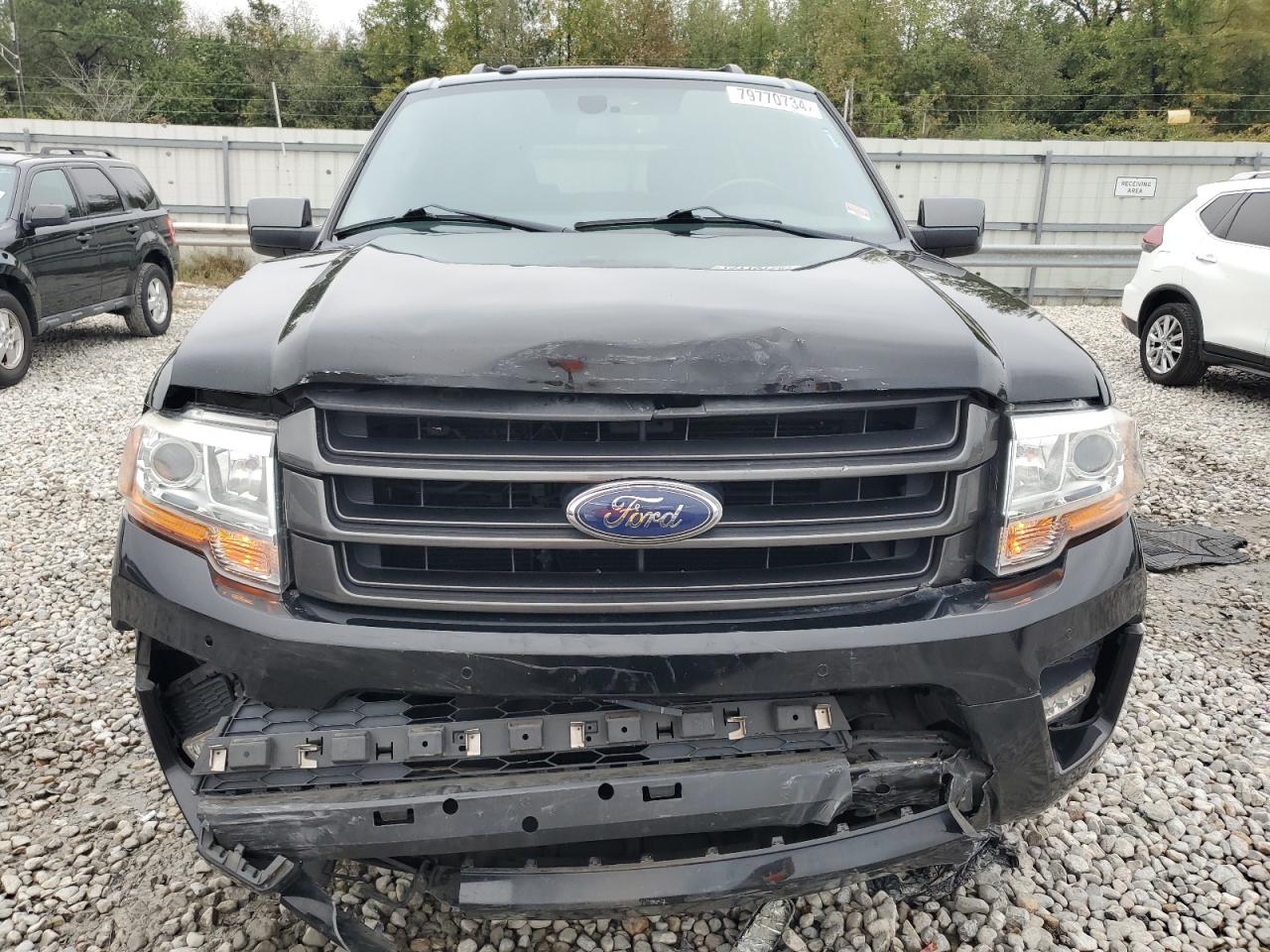 2017 Ford Expedition - Image 5