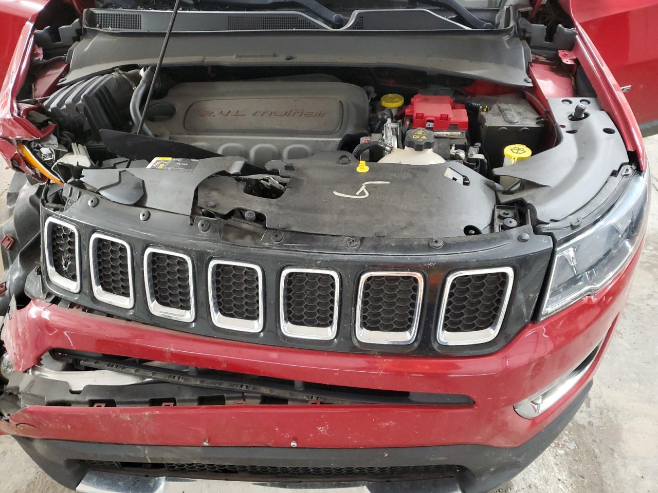 2021 Jeep Compass - Image 12