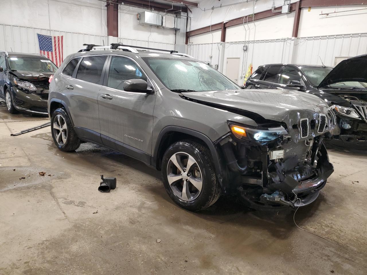 2019 Jeep Grand Cherokee - Image 4