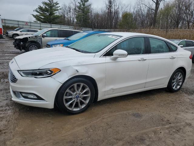  FORD FUSION 2017 Белы