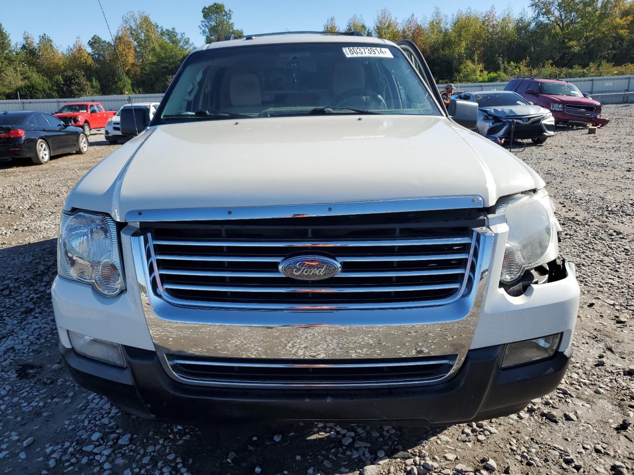 2010 Ford Explorer - Image 5