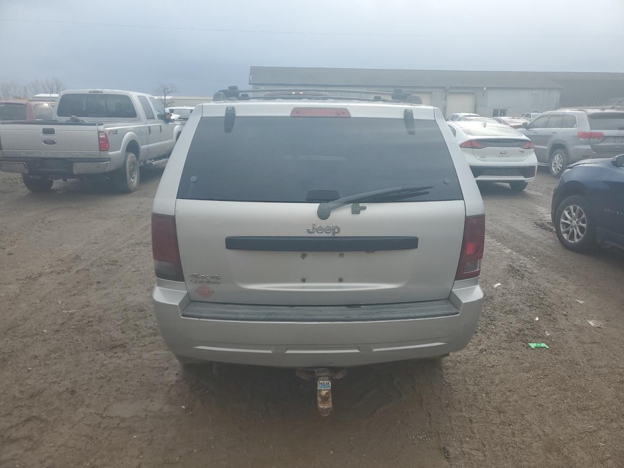 2007 Jeep Grand Cherokee Laredo VIN: 1J8GR48K97C687773 Lot: 81042354