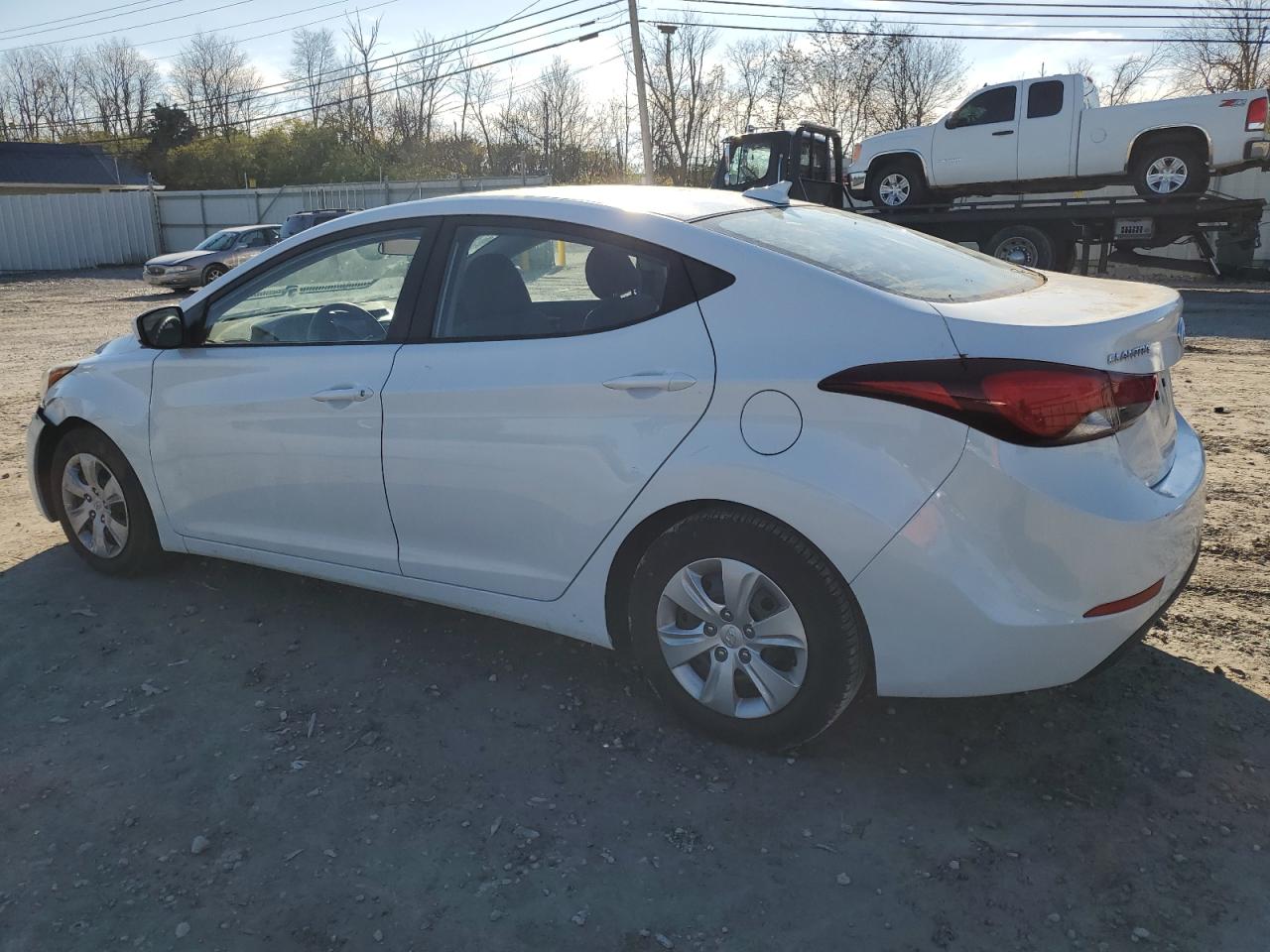 VIN 5NPDH4AE8GH729064 2016 HYUNDAI ELANTRA no.2