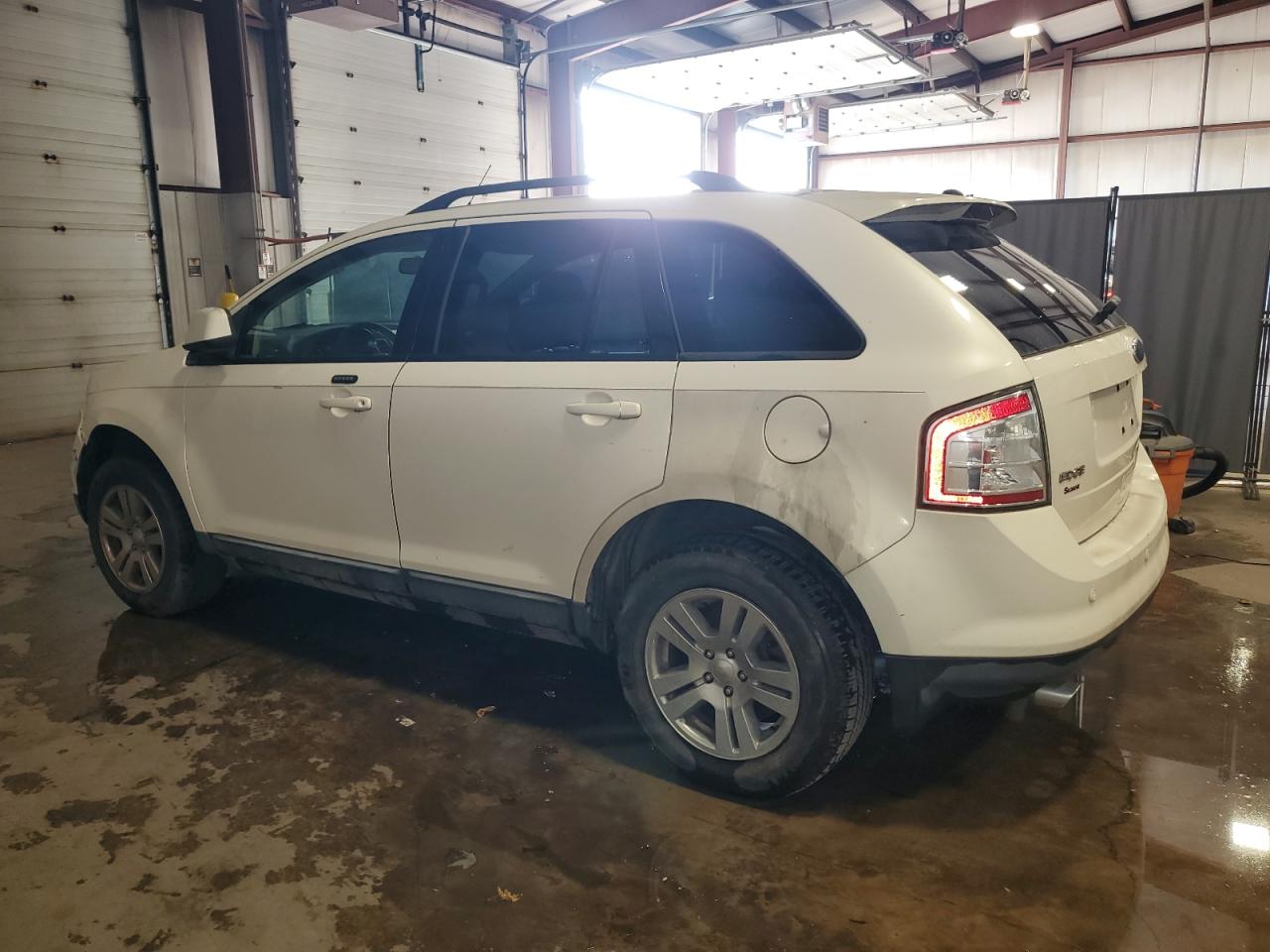 2008 Ford Edge - Image 2