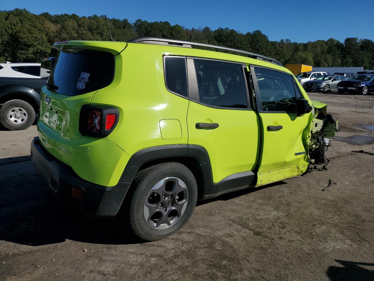 2018 Jeep Renegade - Image 3