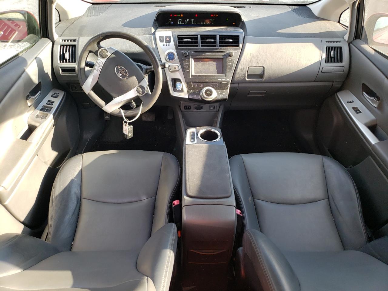 2012 Toyota Prius - Image 8