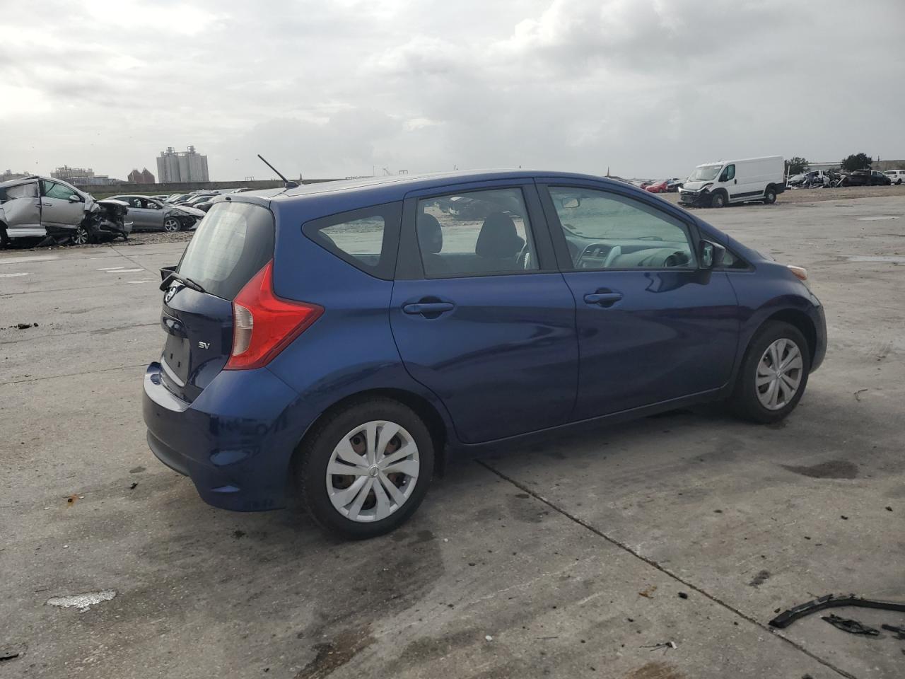 VIN 3N1CE2CP0KL360106 2019 NISSAN VERSA no.3