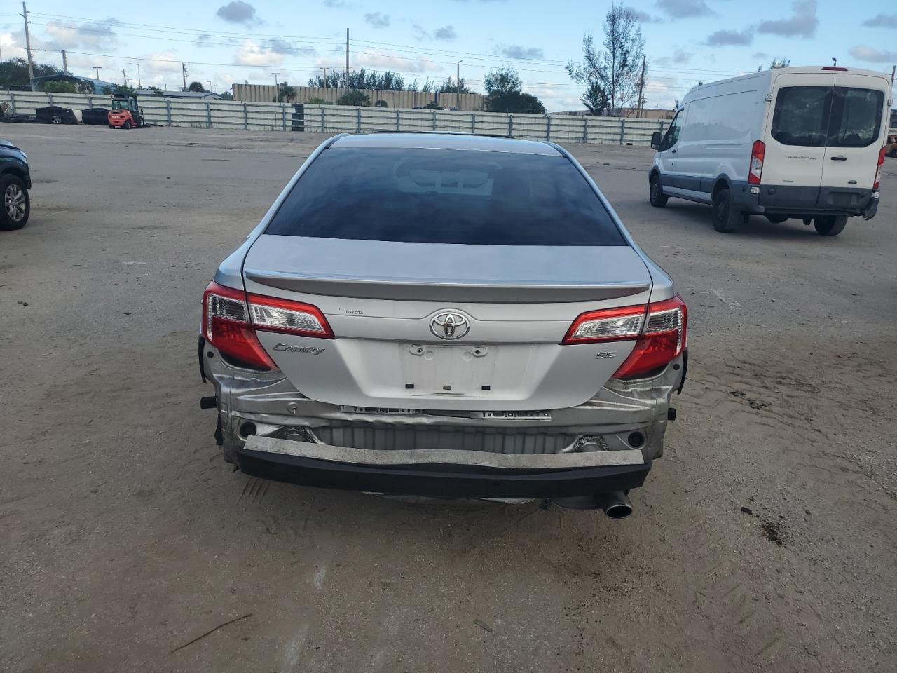 2013 Toyota Camry L VIN: 4T1BF1FK5DU238913 Lot: 72428234