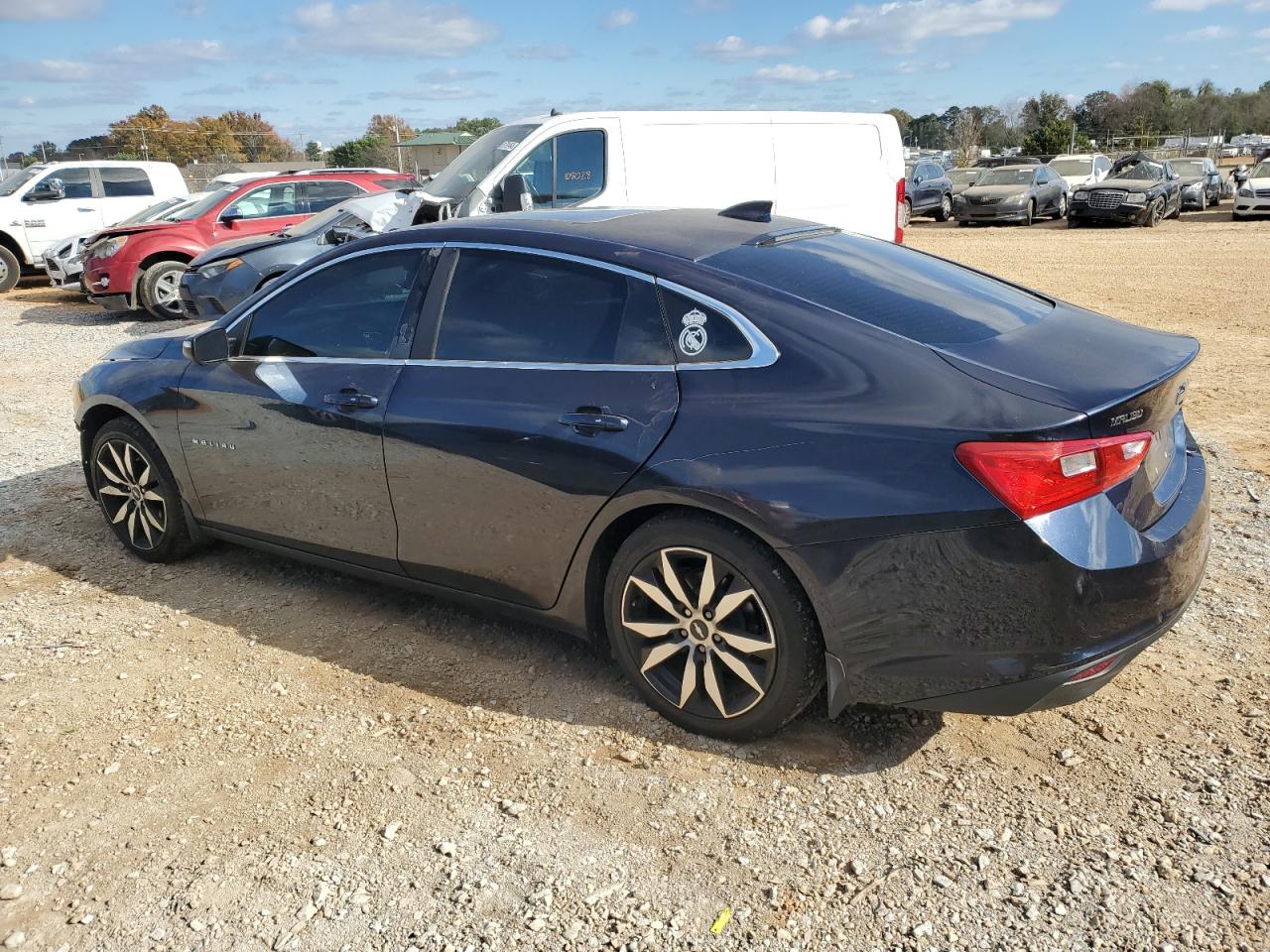2016 Chevrolet Malibu - Image 2