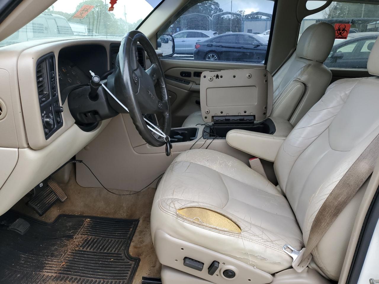 2004 GMC Yukon - Image 7