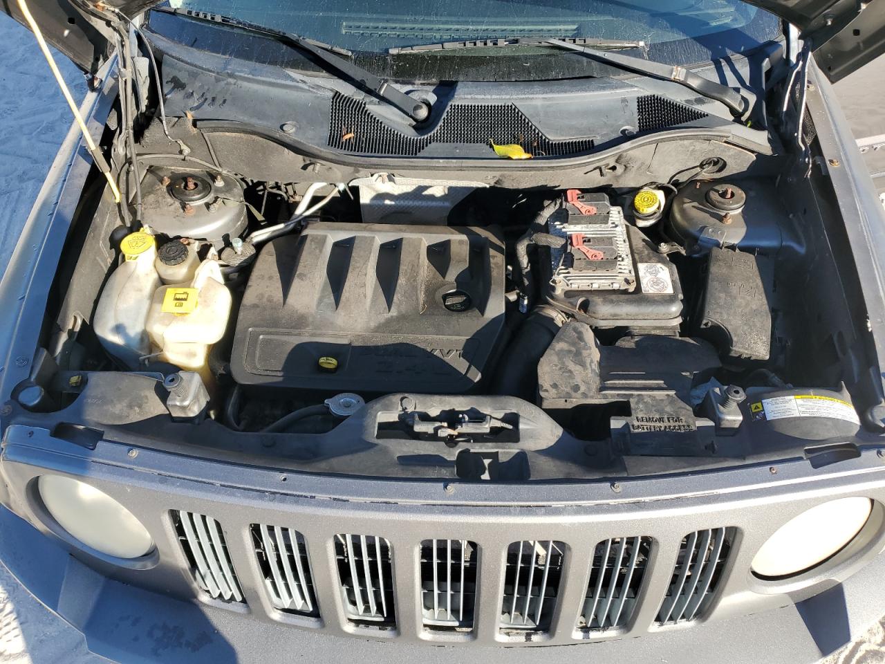 2012 Jeep Liberty (Patriot) - Image 12