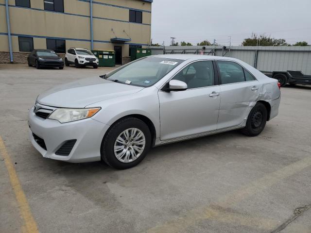 2014 Toyota Camry L na sprzedaż w Wilmer, TX - Side