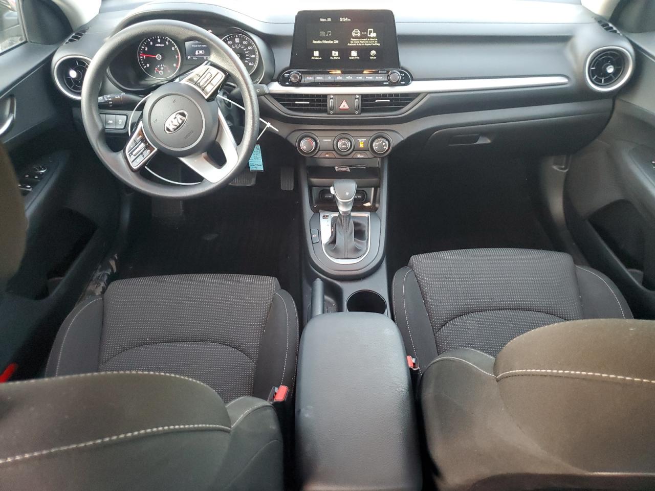 2021 Kia Forte - Image 8