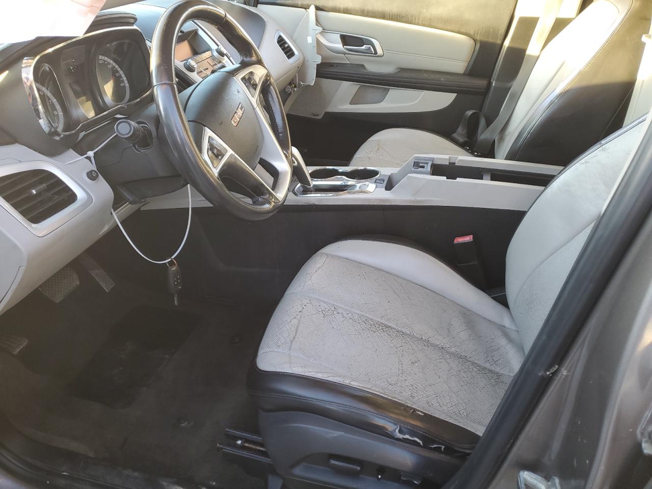 2011 GMC Terrain - Image 7