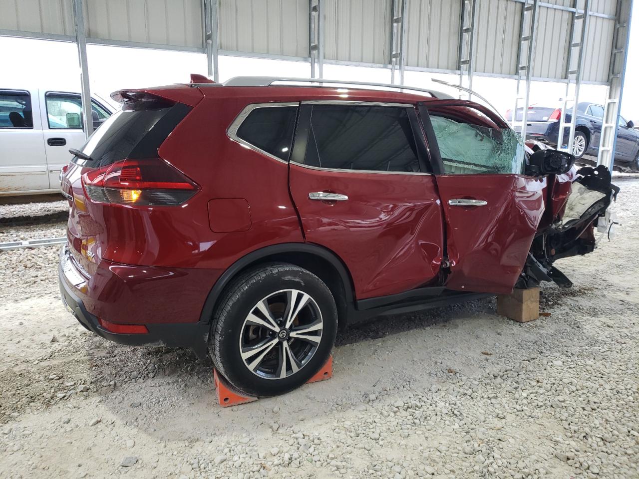 2019 Nissan Rogue - Image 3