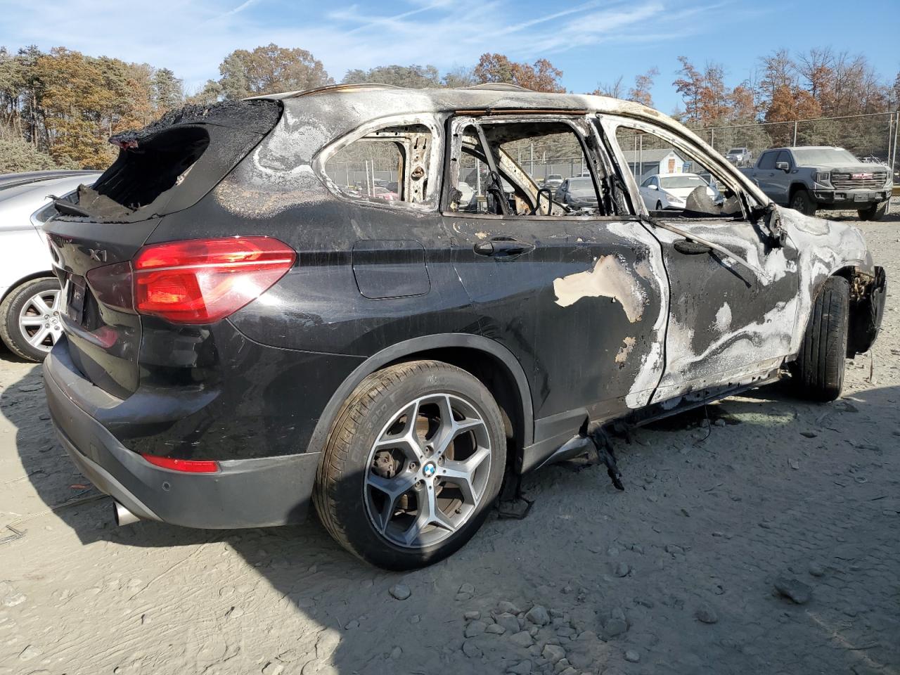 2017 BMW X1 - Image 3
