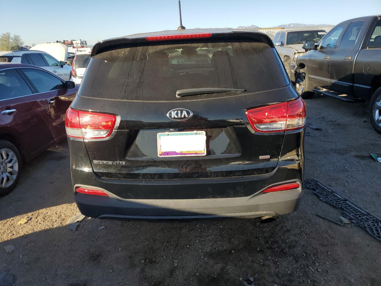 2018 Kia Sorento Lx VIN: 5XYPG4A38JG359232 Lot: 81413004