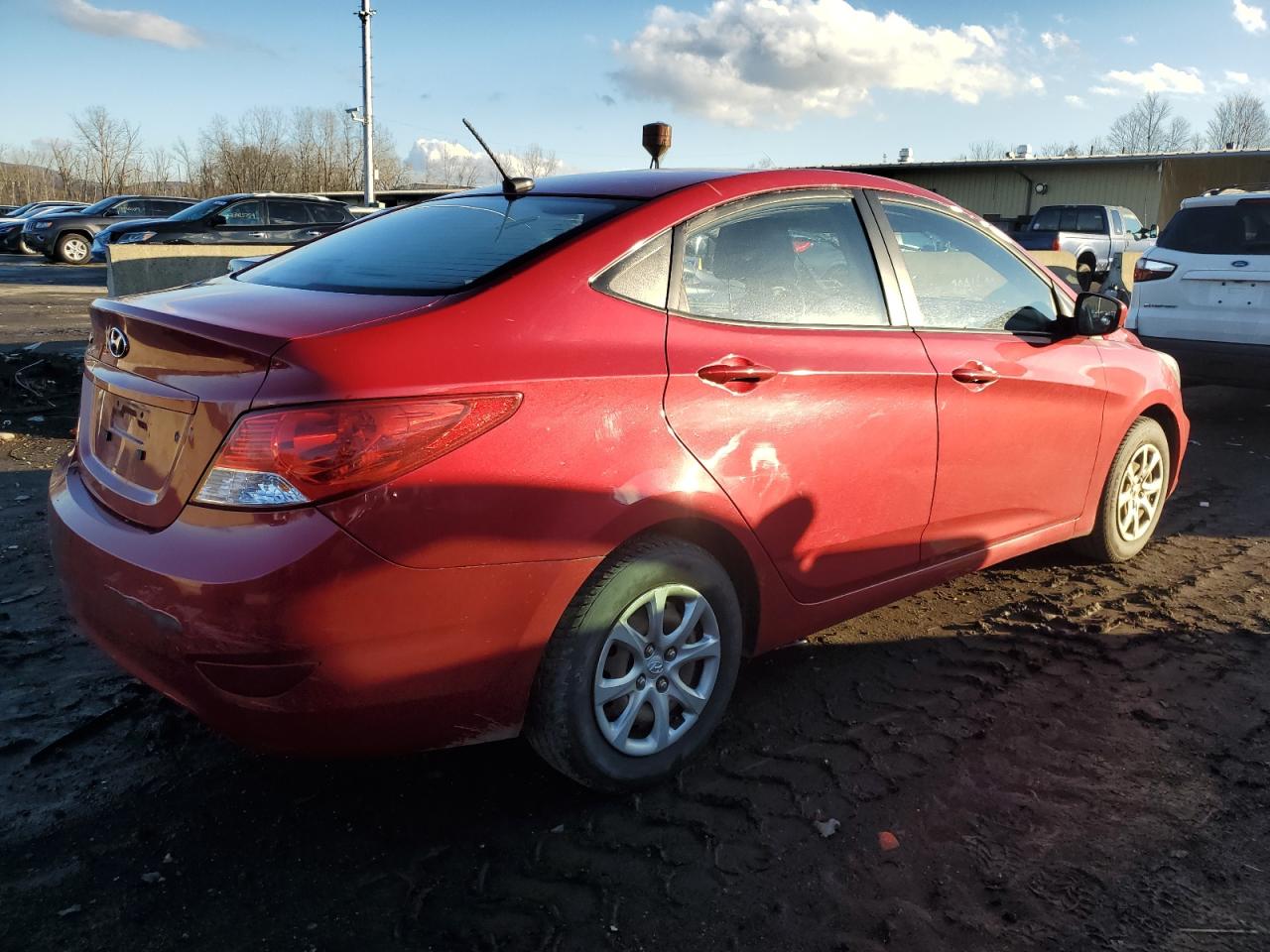 2013 Hyundai Accent - Image 3
