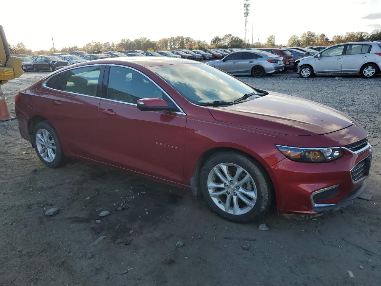 VIN 1G1ZE5ST3GF273348 2016 CHEVROLET MALIBU no.4