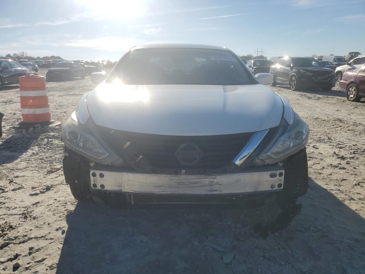 VIN 1N4AL3AP8JC134575 2018 NISSAN ALTIMA no.5