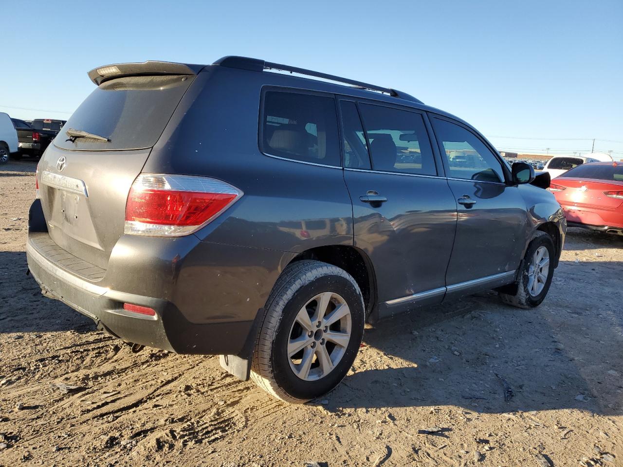 VIN 5TDZA3EH4DS031713 2013 TOYOTA HIGHLANDER no.3