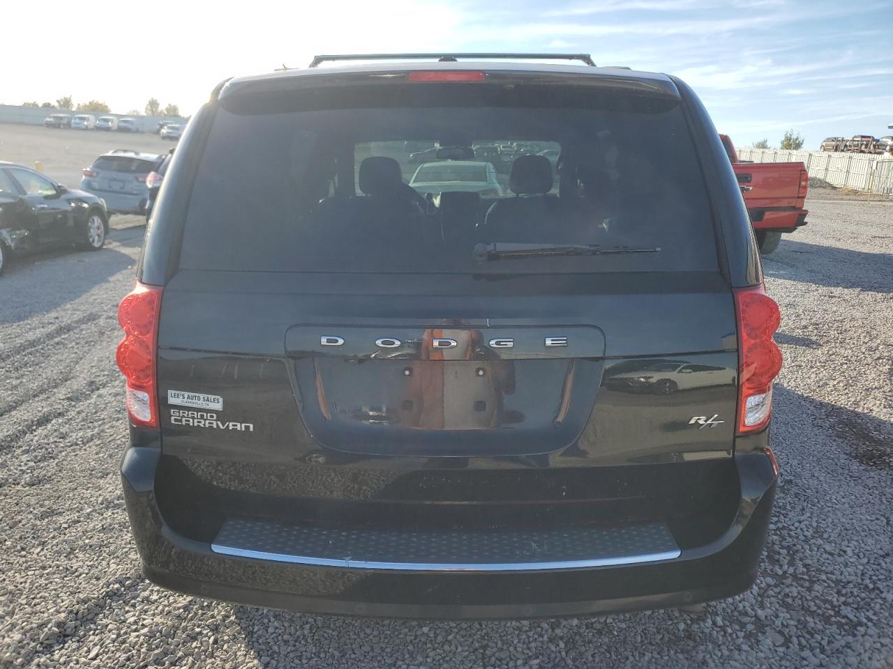 2014 Dodge Caravan - Image 6