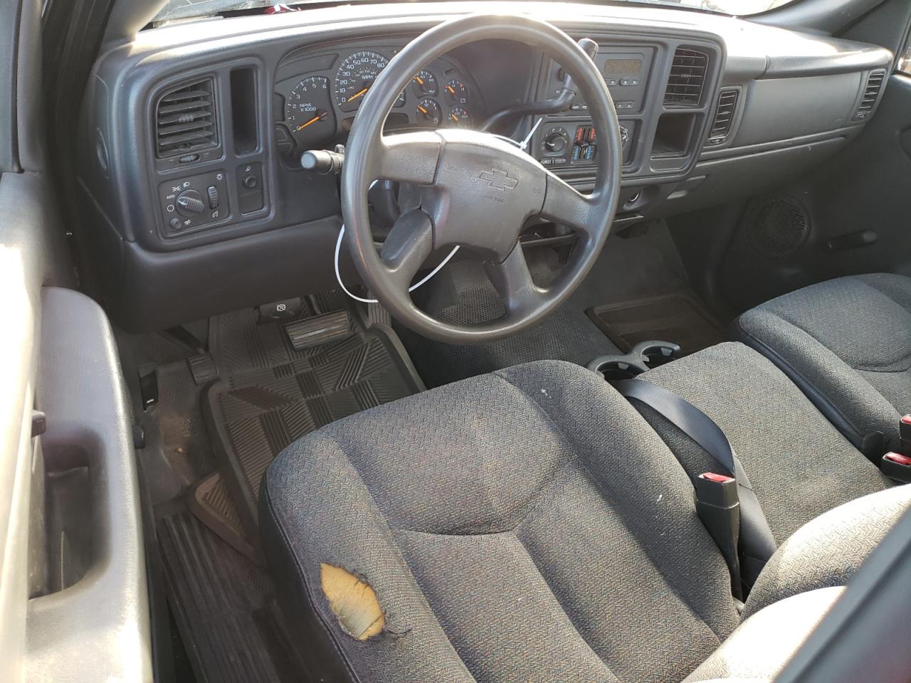2005 Chevrolet Silverado - Image 8